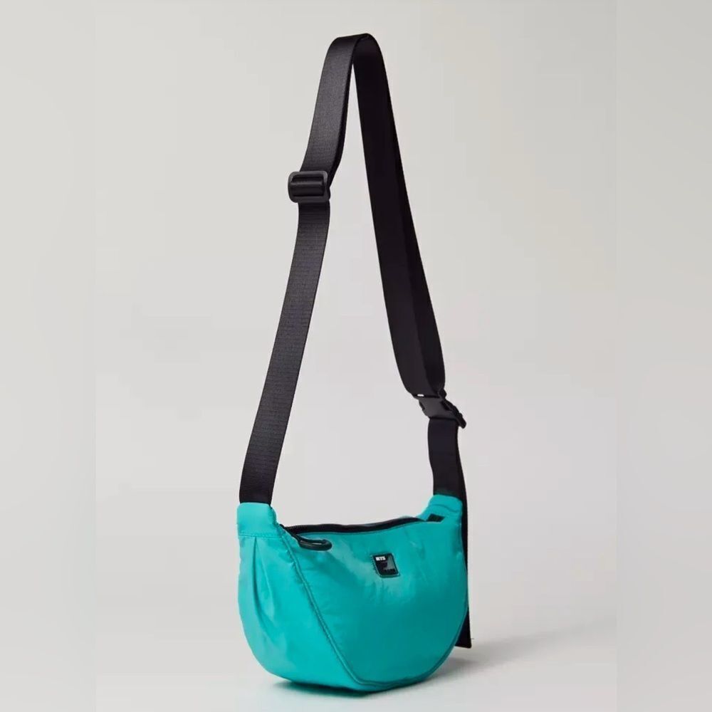 NWT IETS FRANS sling bag